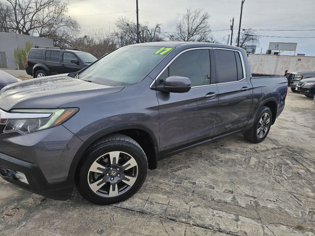 2017 Honda Ridgeline Image 27