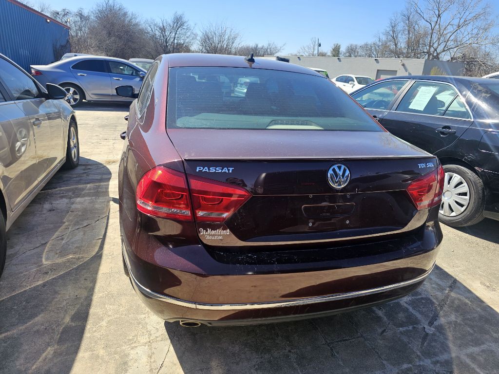 2014 Volkswagen Passat Image 23