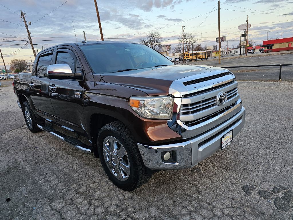 2015 Toyota Tundra Image 2