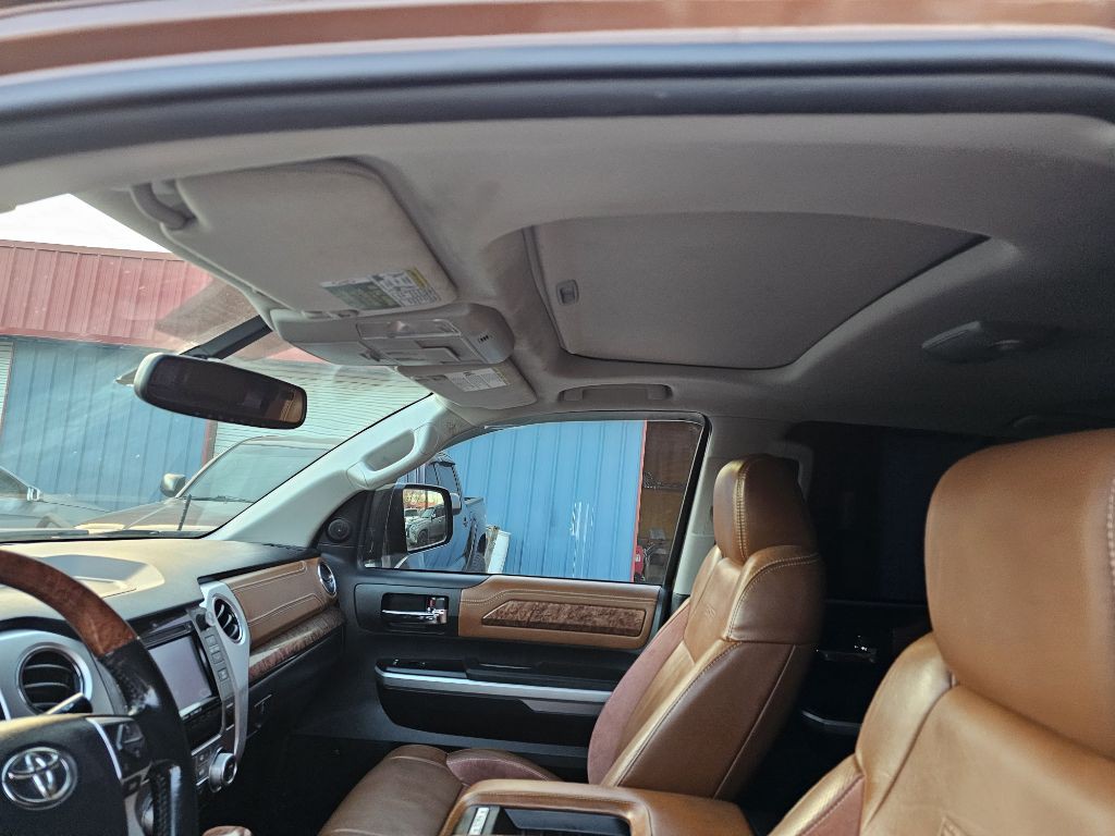 2015 Toyota Tundra Image 6