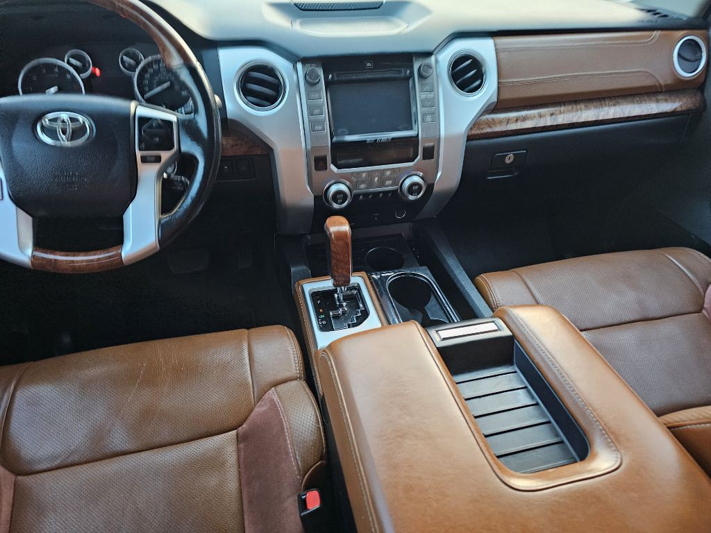 2015 Toyota Tundra Image 11
