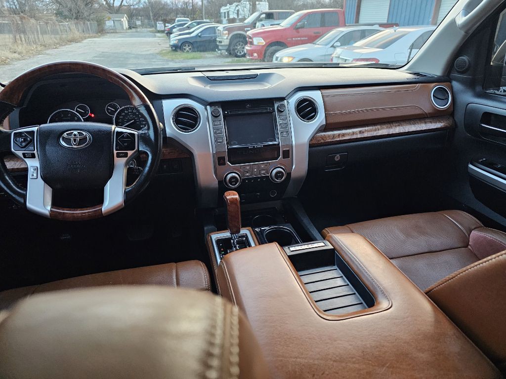 2015 Toyota Tundra Image 14