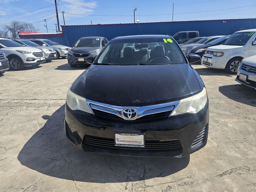 2014 Toyota Camry Image 5