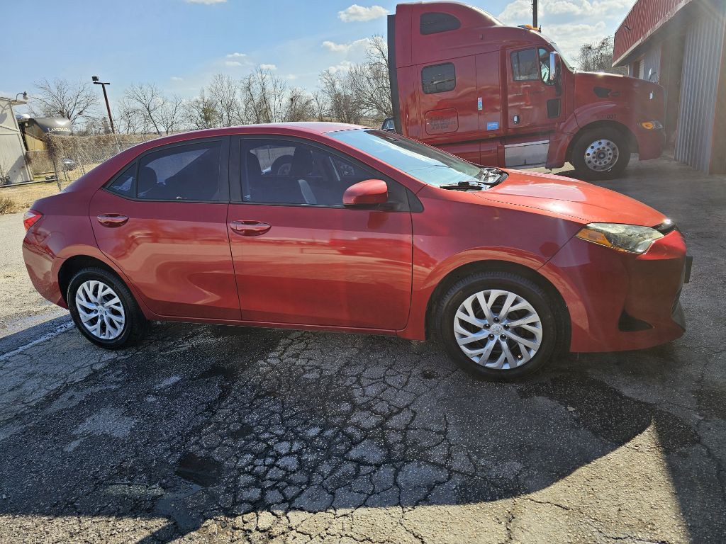 2017 Toyota Corolla Image 4