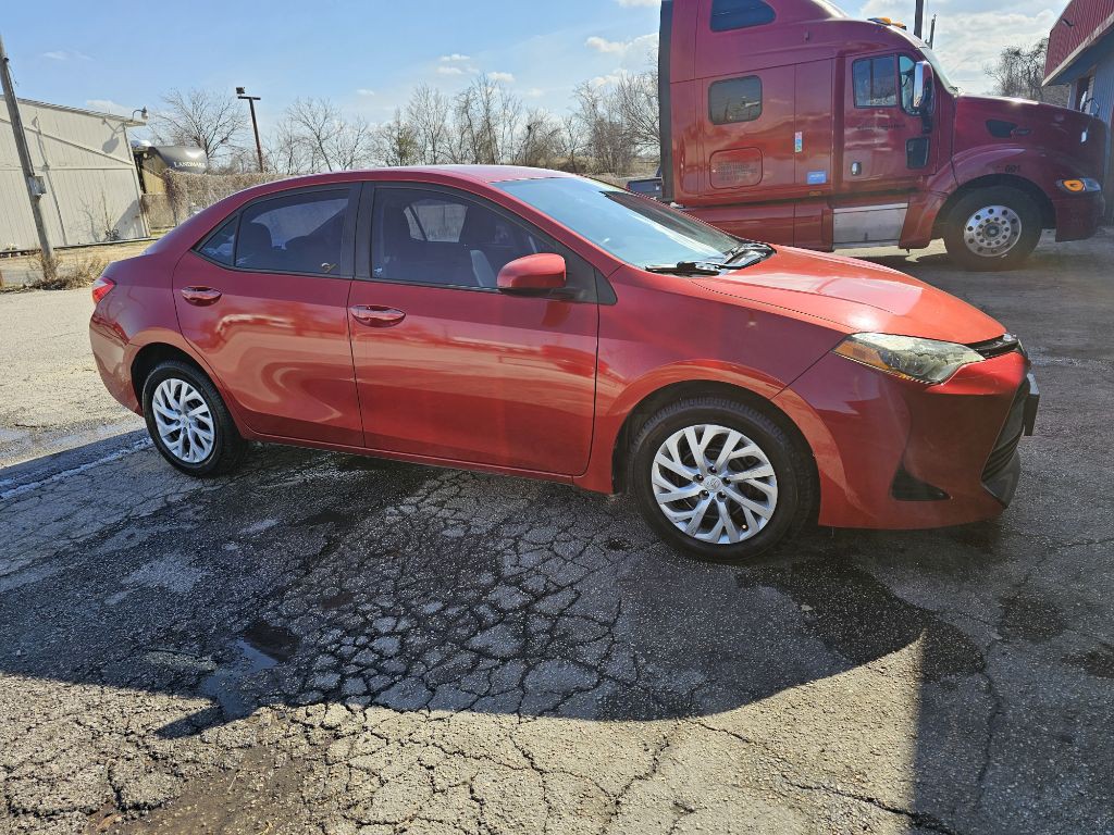 2017 Toyota Corolla Image 10