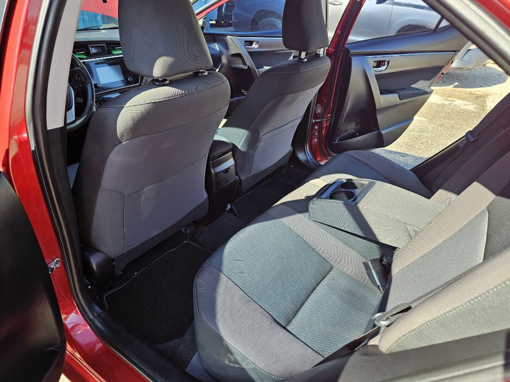 2017 Toyota Corolla Image 25