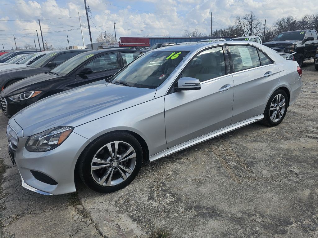 2016 Mercedes-Benz E-Class Image 7