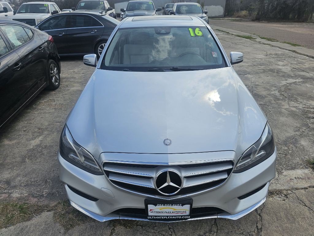 2016 Mercedes-Benz E-Class Image 11