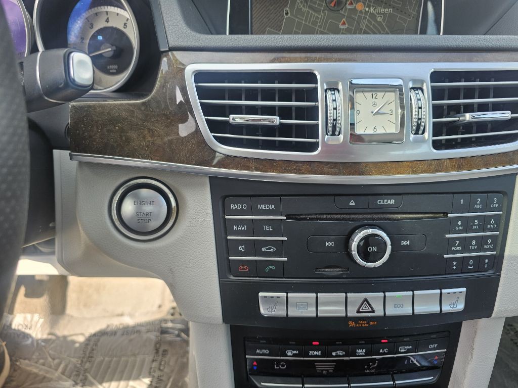 2016 Mercedes-Benz E-Class Image 26