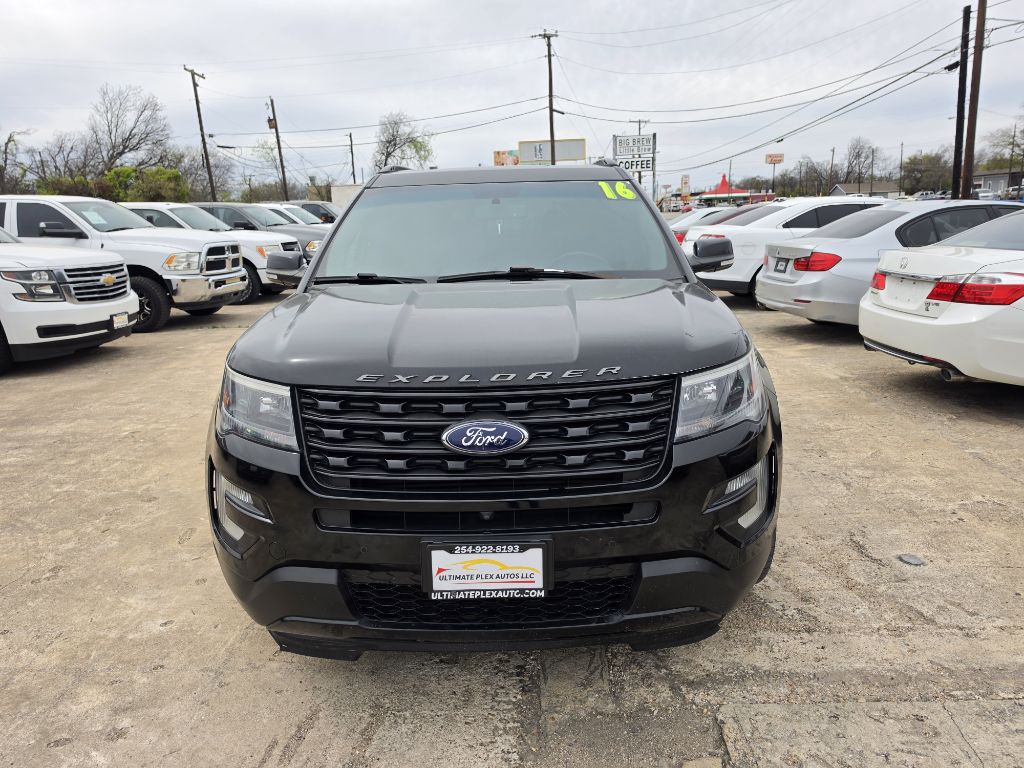 2016 Ford Explorer Image 1