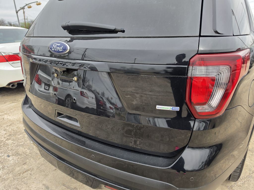 2016 Ford Explorer Image 3