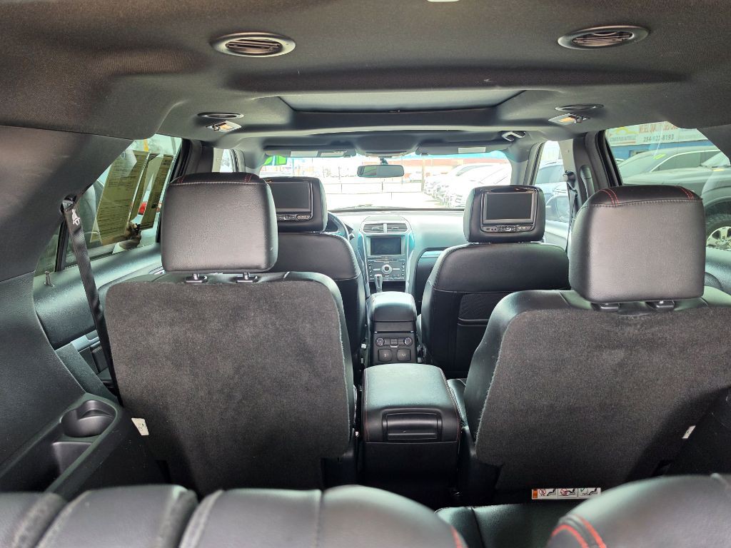 2016 Ford Explorer Image 11