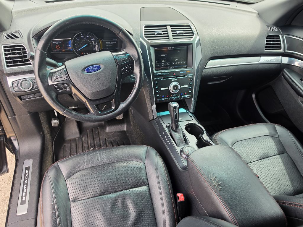 2016 Ford Explorer Image 16