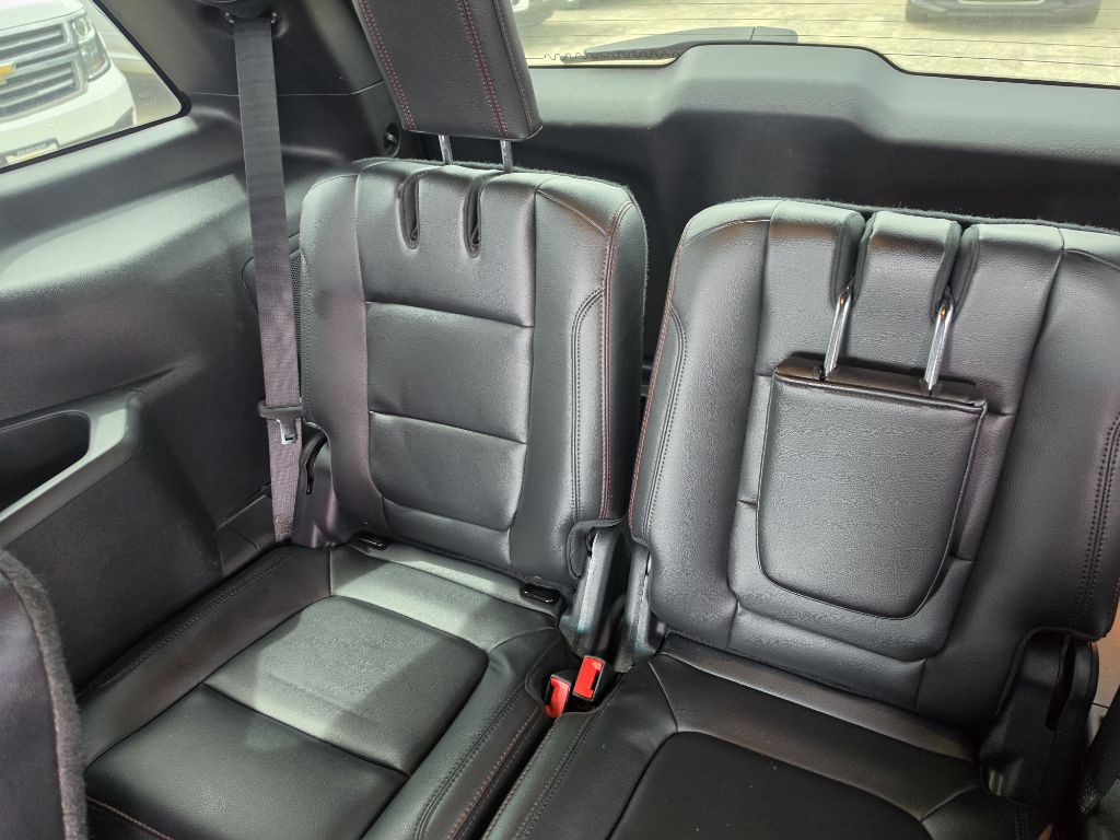 2016 Ford Explorer Image 18