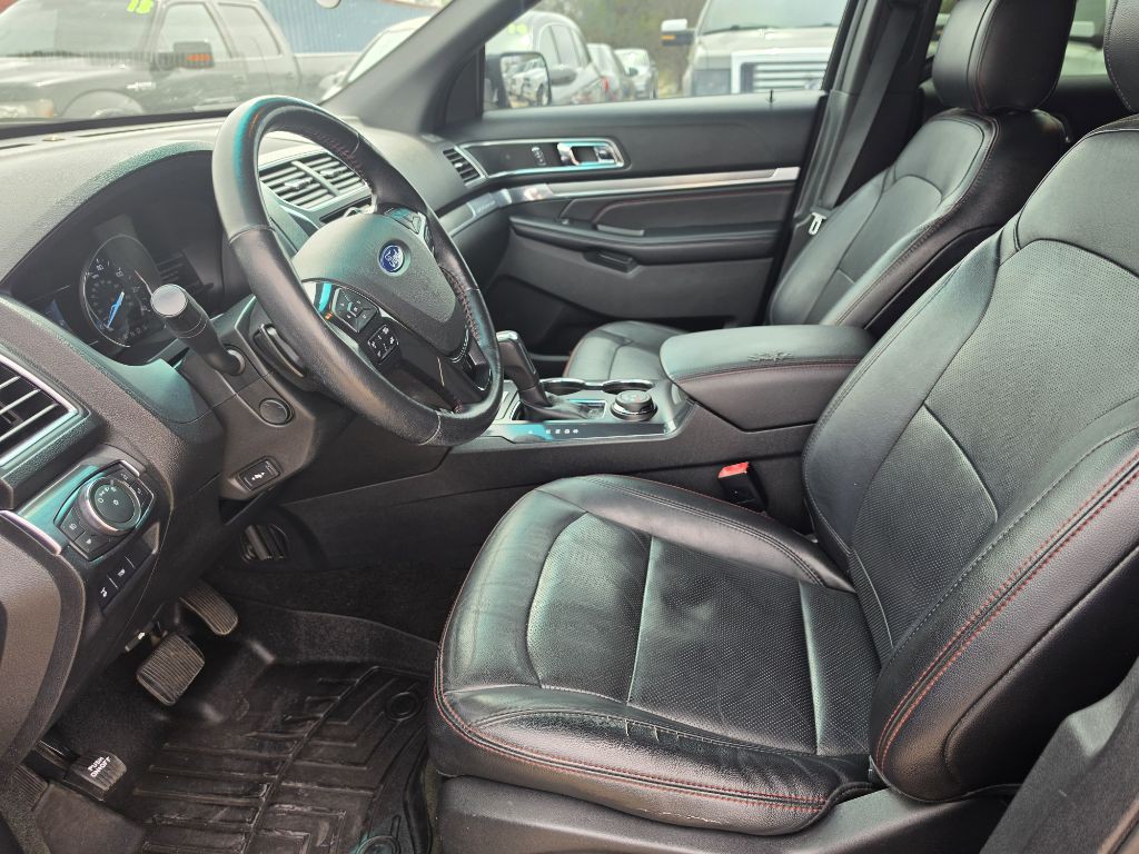 2016 Ford Explorer Image 22
