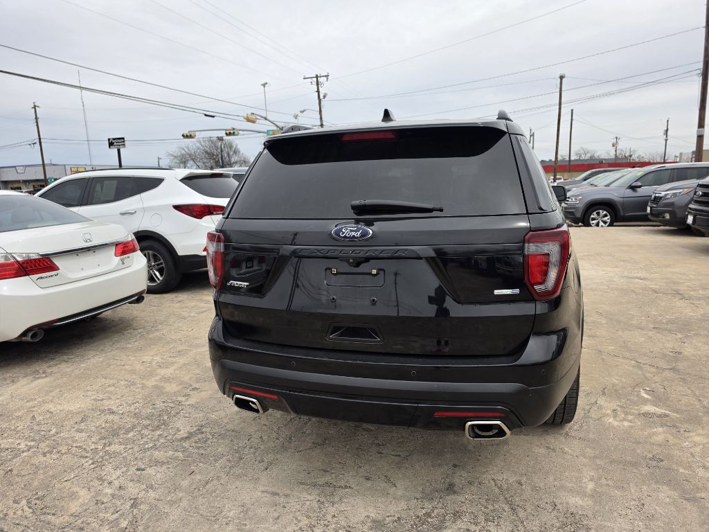 2016 Ford Explorer Image 23