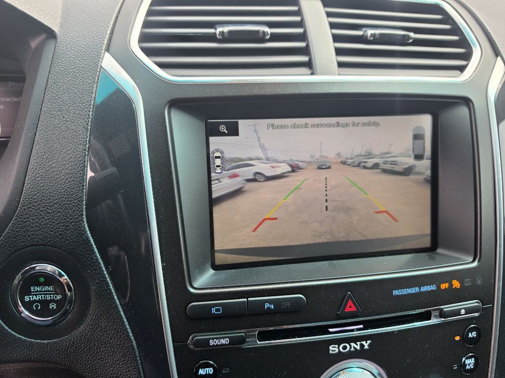 2016 Ford Explorer Image 24