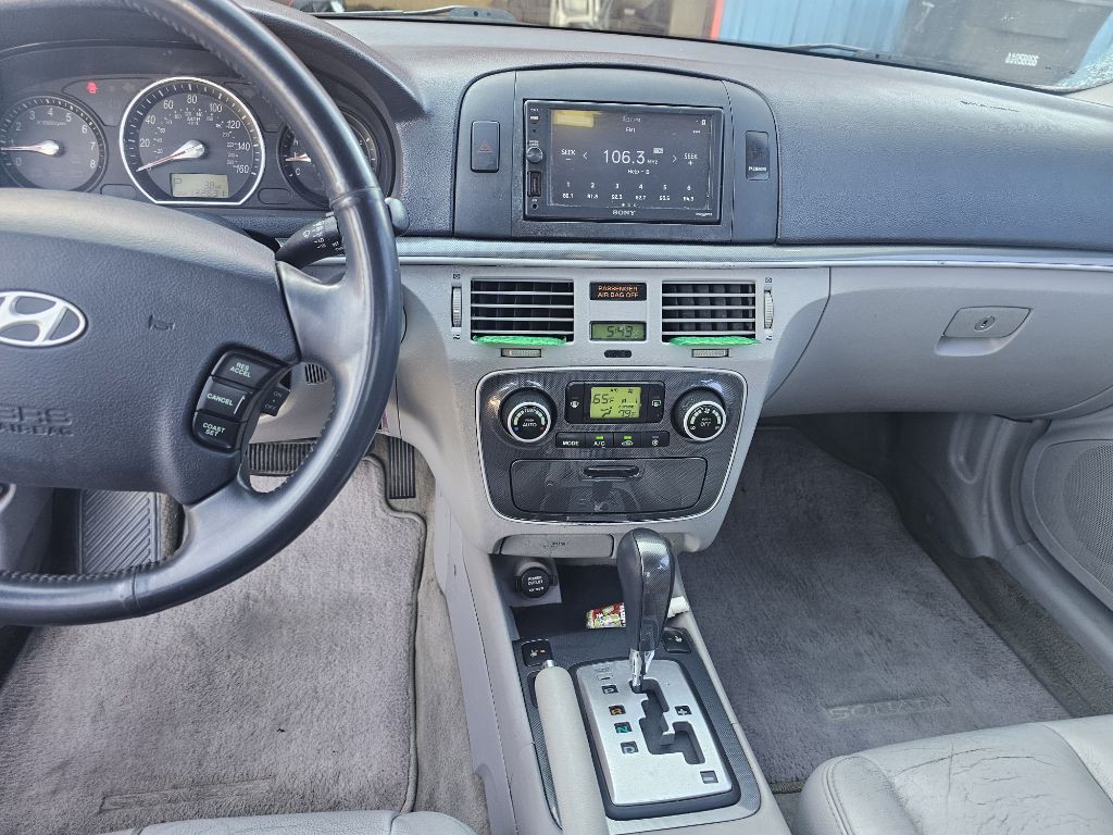2006 Hyundai Sonata Image 13