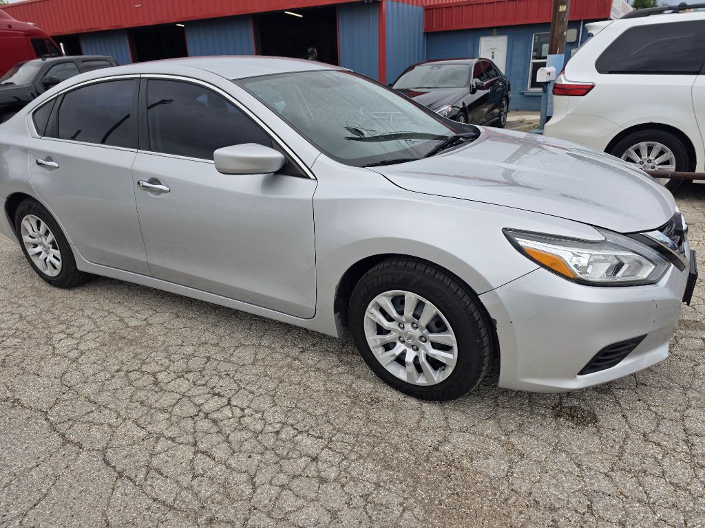 2018 Nissan Altima Image 5