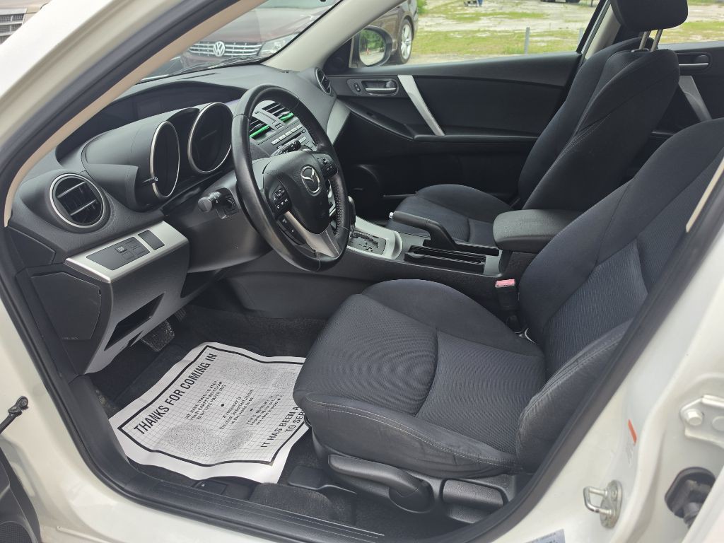 2011 Mazda Mazda3 Image 12