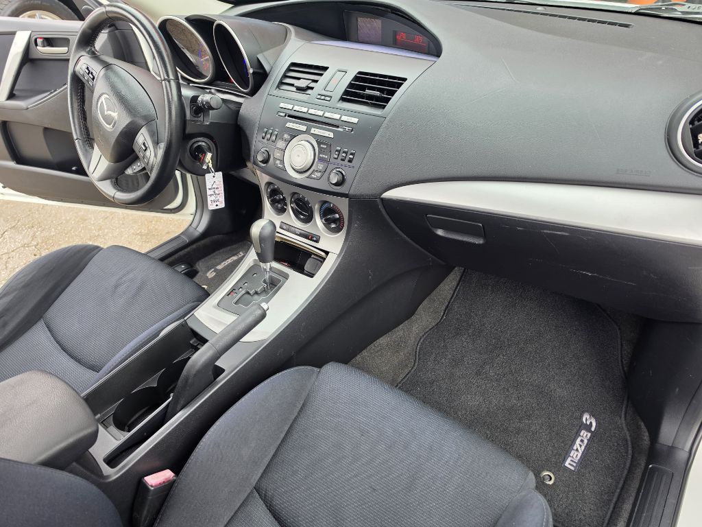 2011 Mazda Mazda3 Image 22