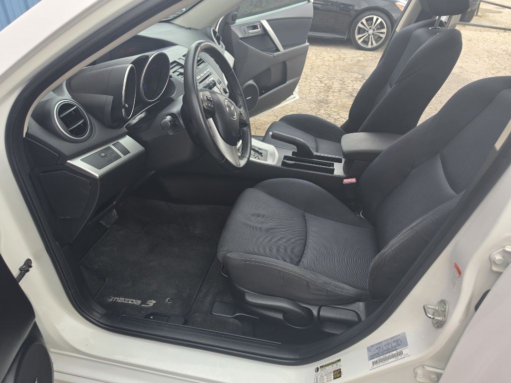 2011 Mazda Mazda3 Image 23