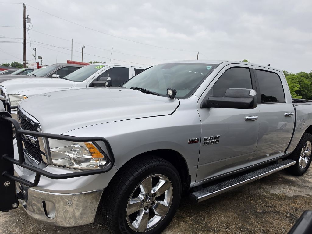2015 RAM 1500 Image 4