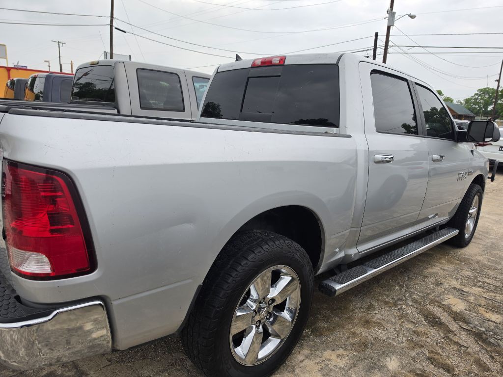 2015 RAM 1500 Image 7