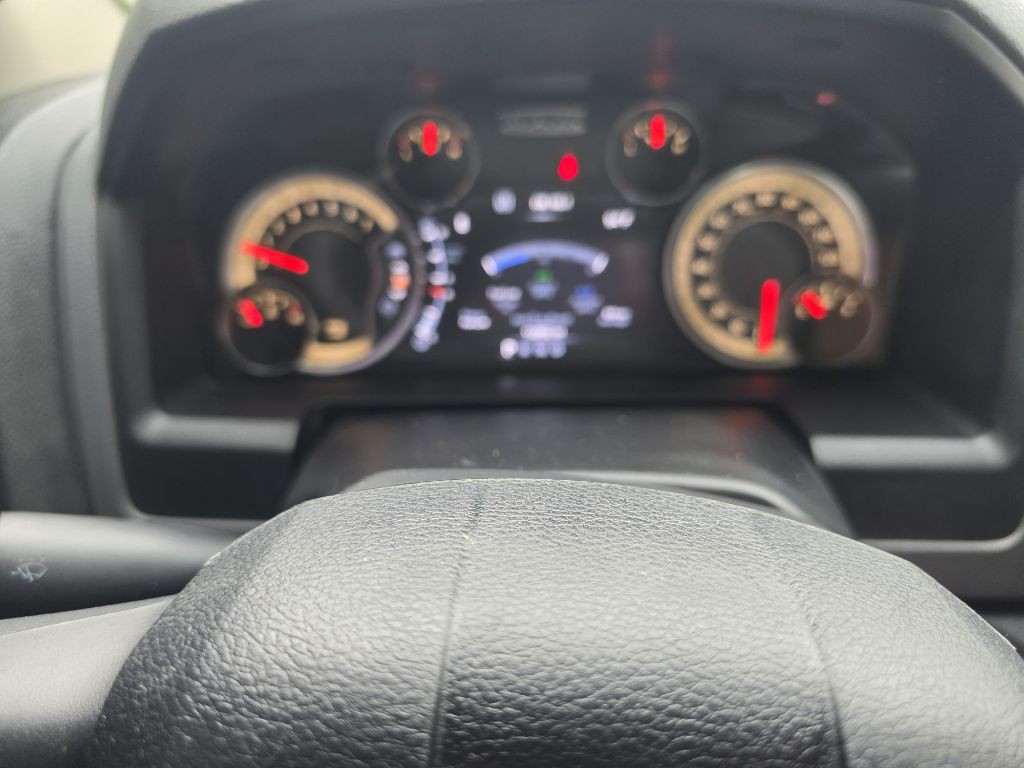 2015 RAM 1500 Image 15