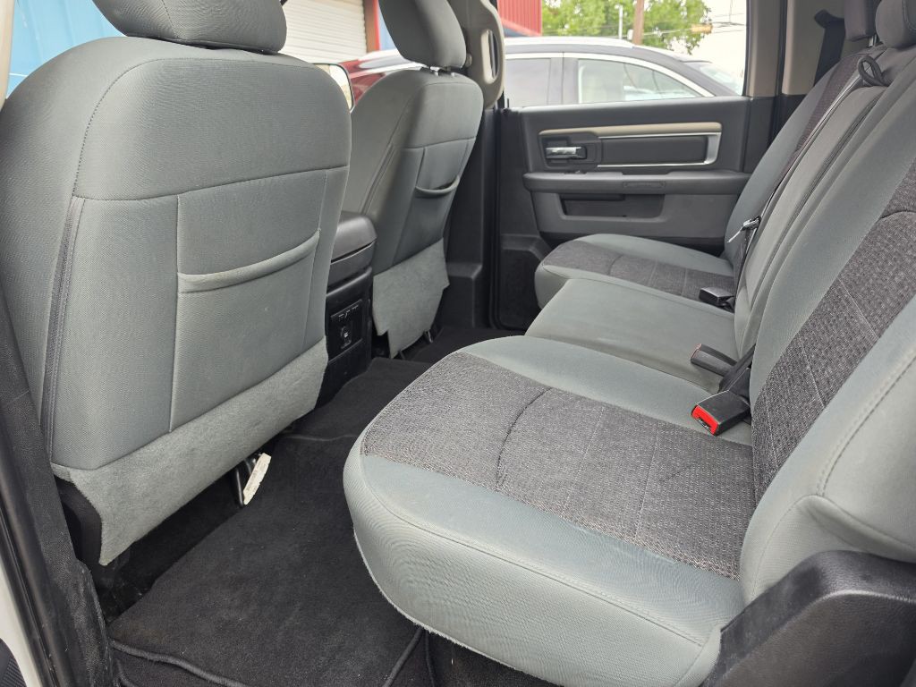 2015 RAM 1500 Image 20