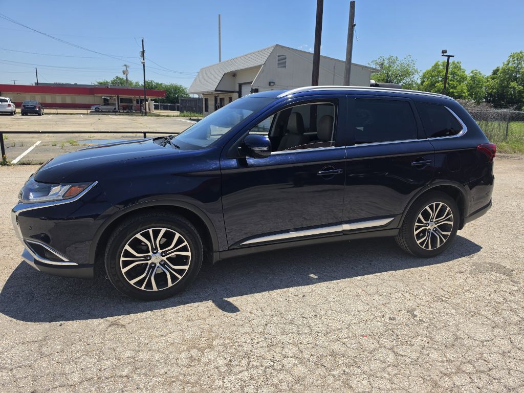 2018 Mitsubishi Outlander Image 3