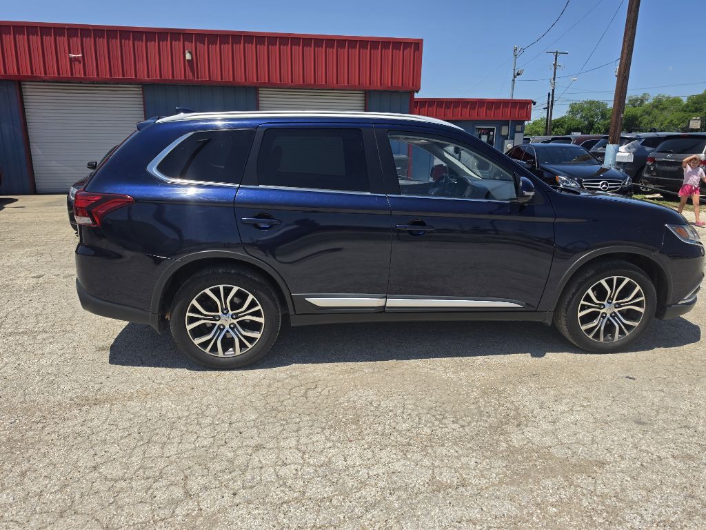 2018 Mitsubishi Outlander Image 5