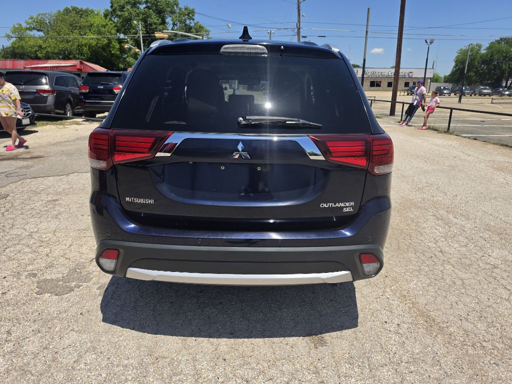 2018 Mitsubishi Outlander Image 6