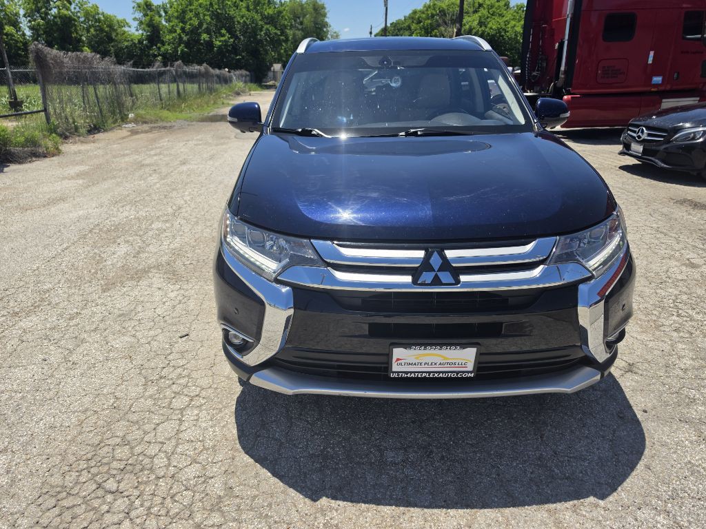2018 Mitsubishi Outlander Image 8