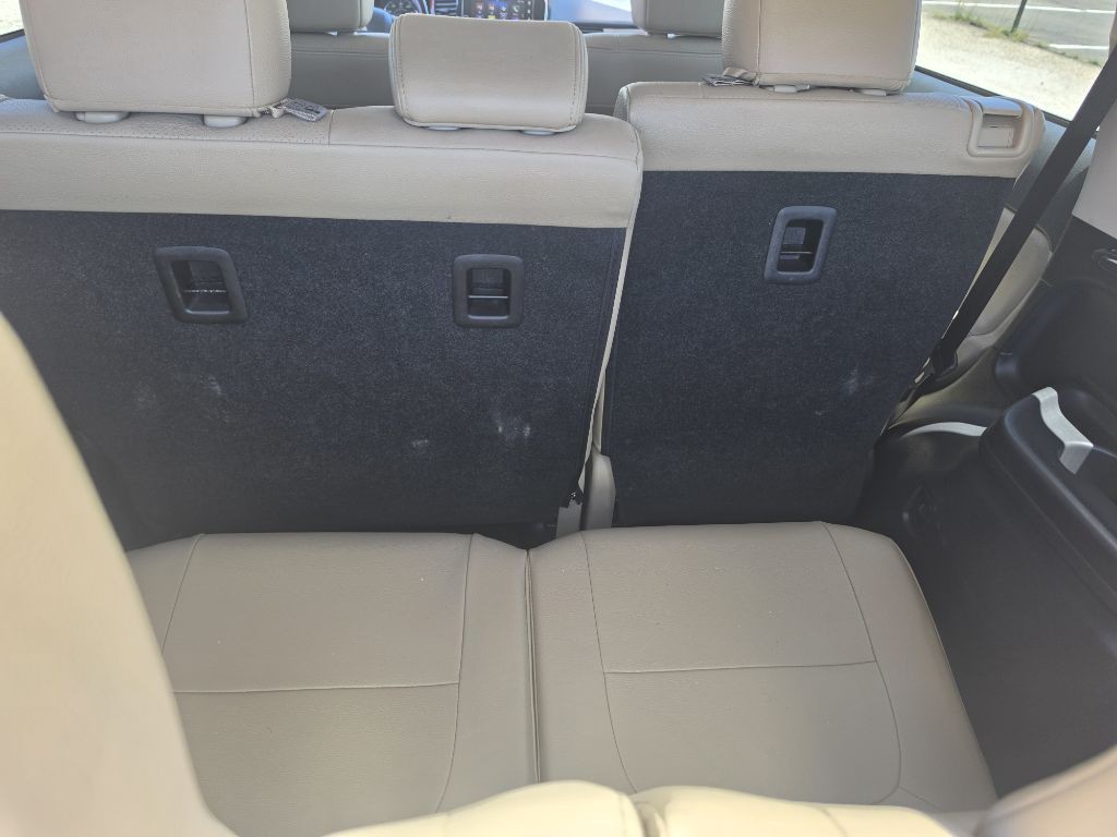 2018 Mitsubishi Outlander Image 15