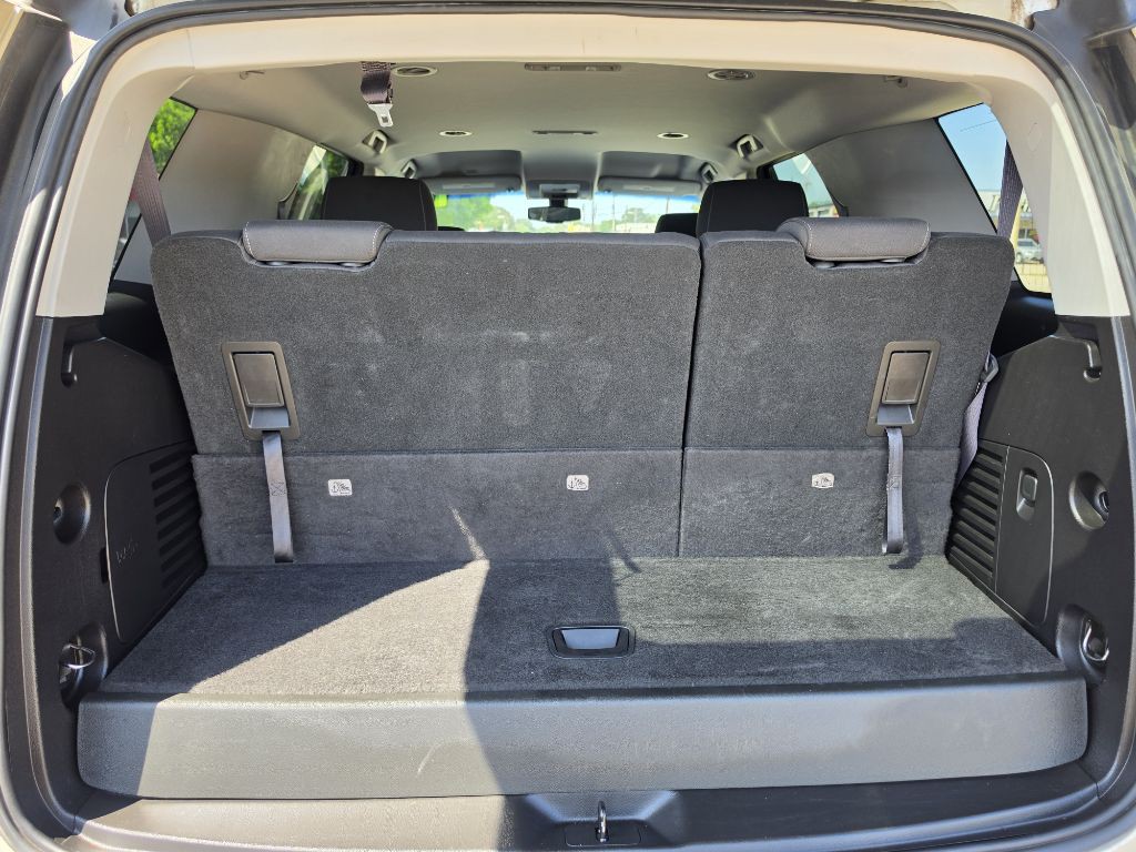 2016 Chevrolet Tahoe Image 12