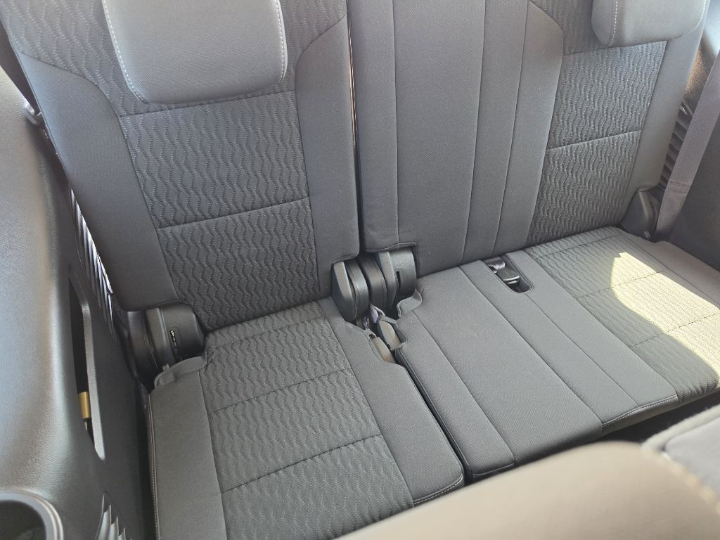 2016 Chevrolet Tahoe Image 21