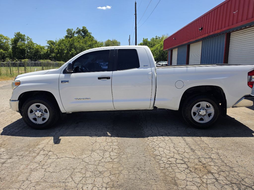 2014 Toyota Tundra Image 2