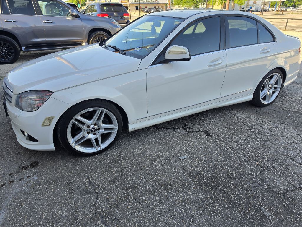 2008 Mercedes-Benz C-Class Image 4