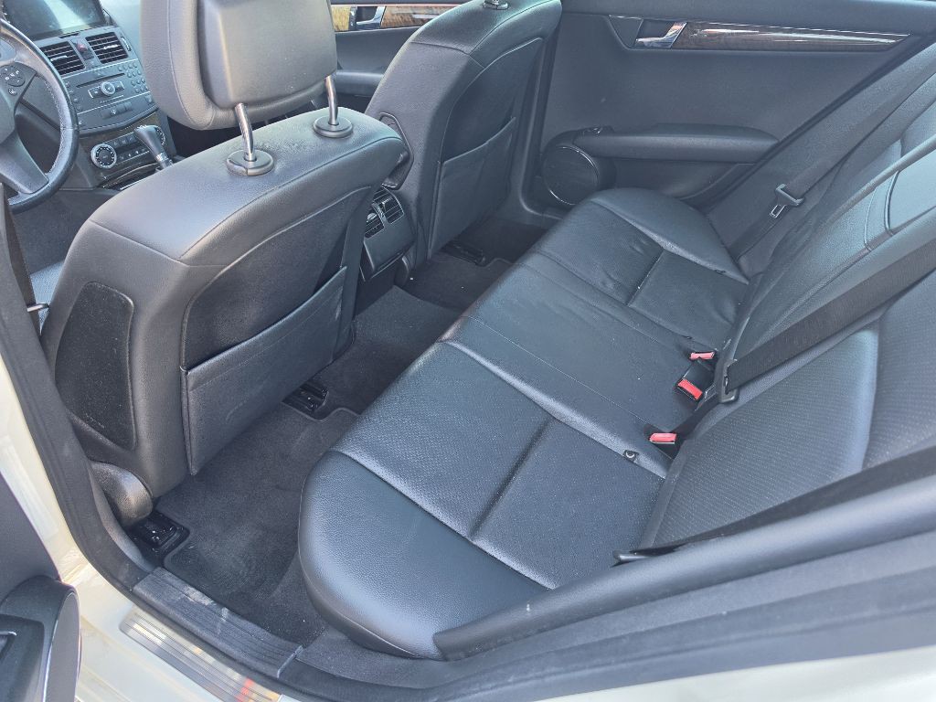 2008 Mercedes-Benz C-Class Image 13
