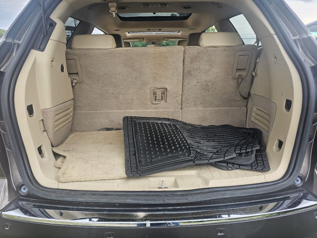 2011 Buick Enclave Image 9
