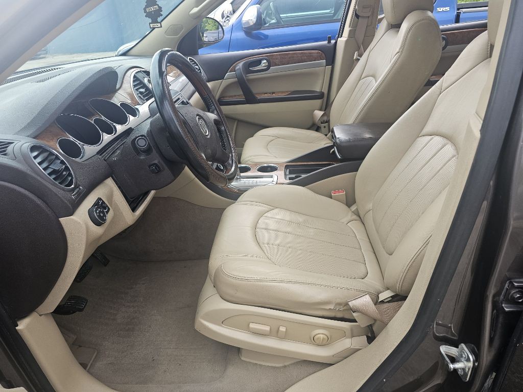 2011 Buick Enclave Image 11