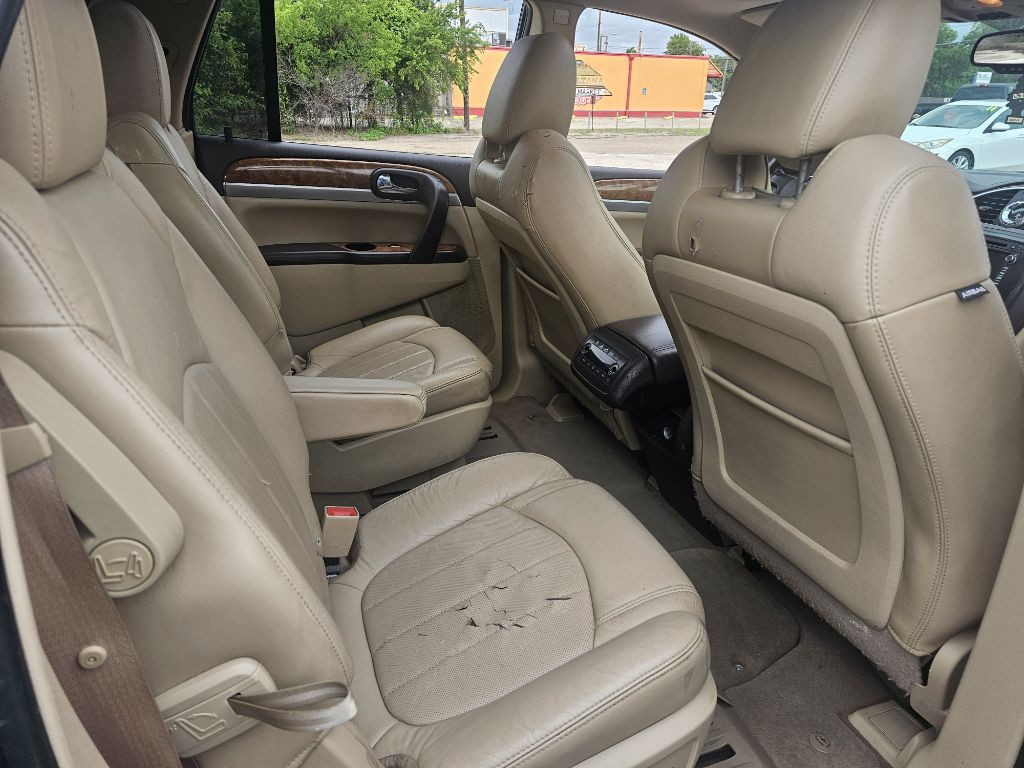2011 Buick Enclave Image 16
