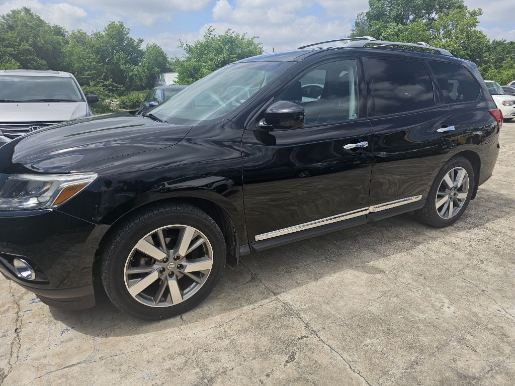 2014 Nissan Pathfinder Image 10