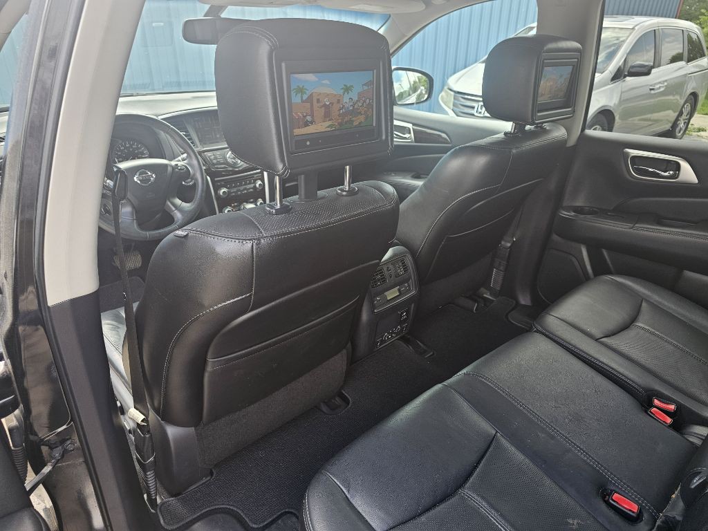 2014 Nissan Pathfinder Image 12