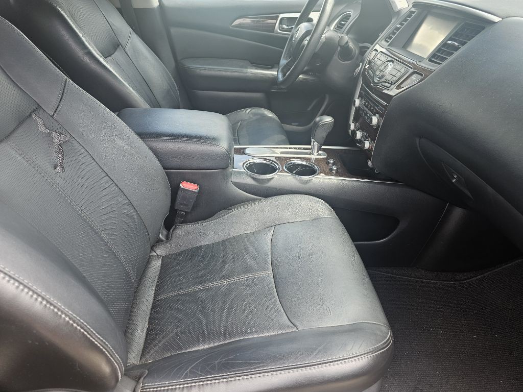 2014 Nissan Pathfinder Image 13
