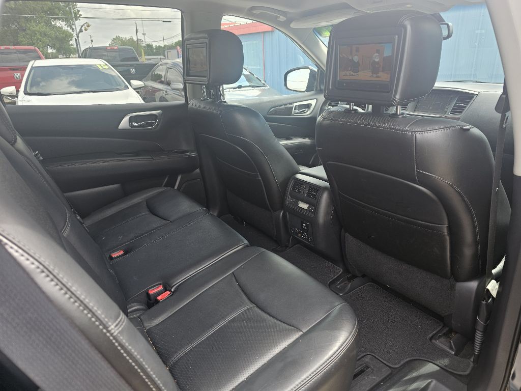 2014 Nissan Pathfinder Image 14