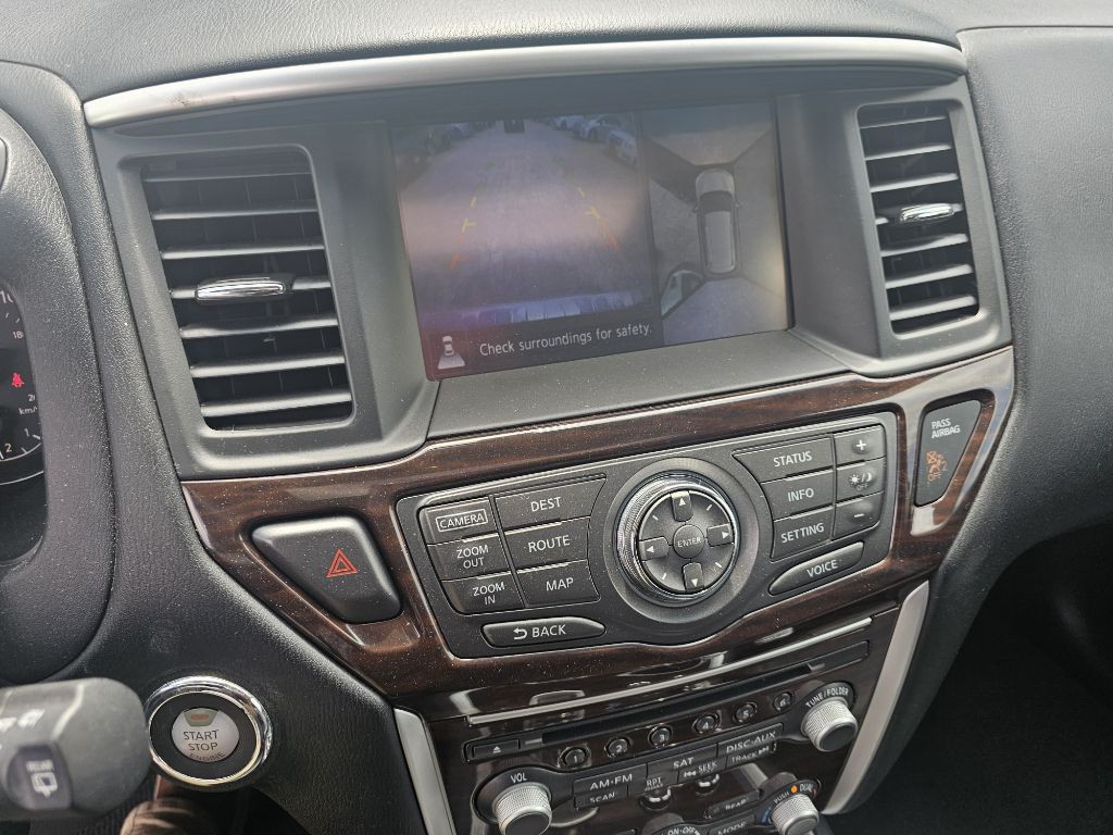 2014 Nissan Pathfinder Image 21