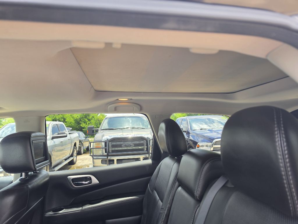 2014 Nissan Pathfinder Image 32