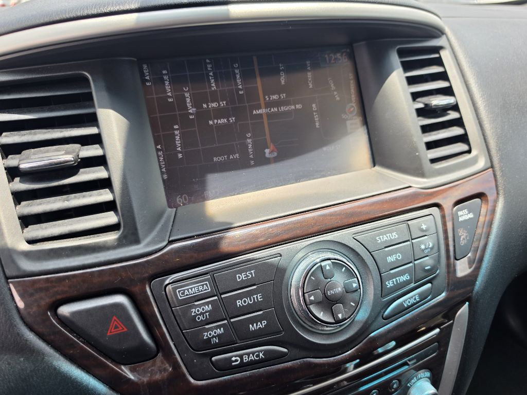 2014 Nissan Pathfinder Image 35